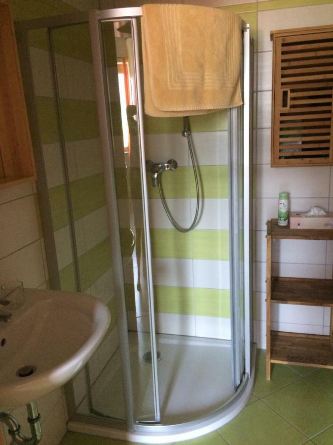 Ferienwohnung Frieser Steindorf am Ossiacher See Ngoại thất bức ảnh